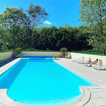 Cornouaille Piscine Ou Jacuzzi *